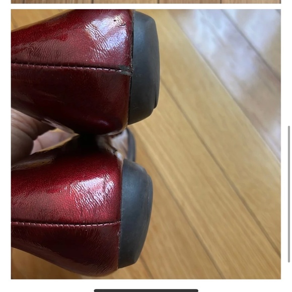 Etienne Aigner flat shoes with buckle detail - Picture 4 of 6